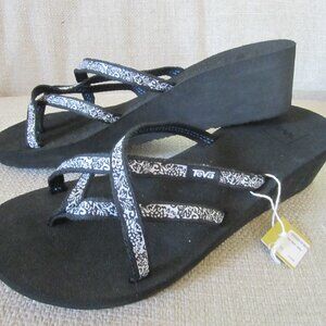 Women's TEVA Mush Mandalyn Wedge Sandals 11 NEW